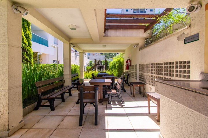 First Class Mbigucci Vip