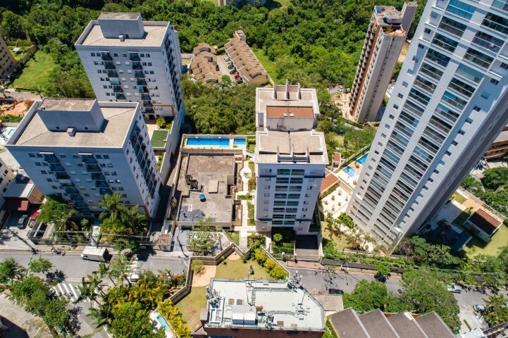 First Class Mbigucci Vip